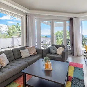Apartman Pobri Design, Volosko
